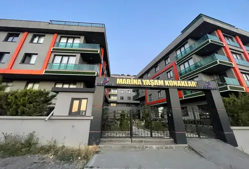 شقة دوبلكس مفروشة سوبر ديلوكس حصرية للبيع في بيليك دوزو | SH294