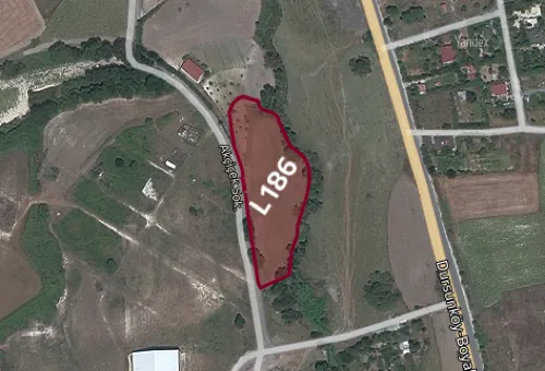 L186 Arnavtkoy Land