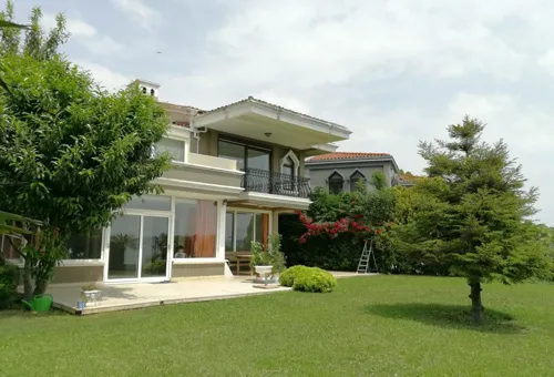 Продажа, независимая вилла в районе Бюйюкчекмедже, SH116