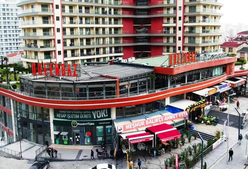 مكتب تجاري للبيع في اسنيورت ضمن مجمع اوناي لايف ريزيدينس  في اسطنبول | SH280