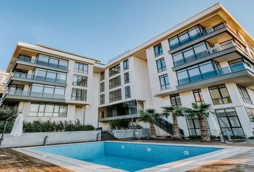 Unique duplex apartment for sale with full sea views in the area of ​​Büyükçekmece | SH168