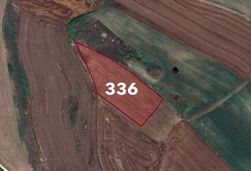 ارض للبيع في ارناؤوط كوي وتحديداً  سازلي بوسنه قريبة جداً من قناة اسطنبول | L336