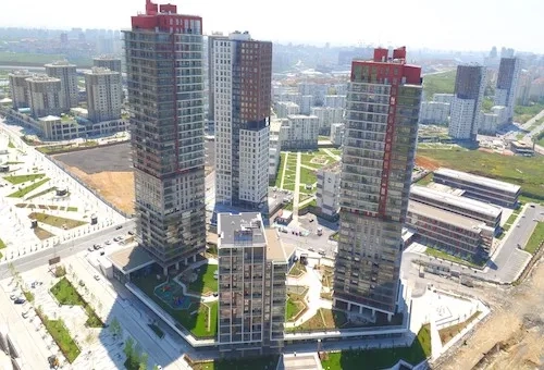 İstanbul Başakşehir'de dört oda ve bir salondan oluşan satılık geniş daire | SH201