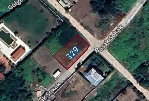 أرض جاهزة للاعمار للبيع في كرابورون ضمن منطقة ارناؤوط كوي | L329